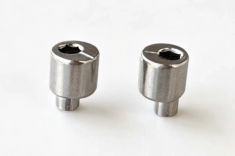 Eccentric screw (6)