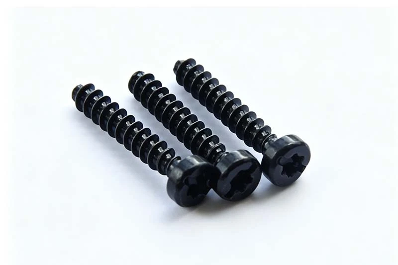 Self tapping screw (6)